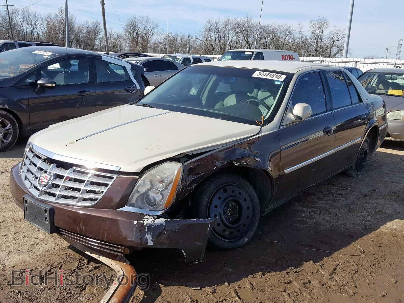 2010 CADILLAC DTS - VIN: 1G6KA5EY3AU121829 - Фото 2