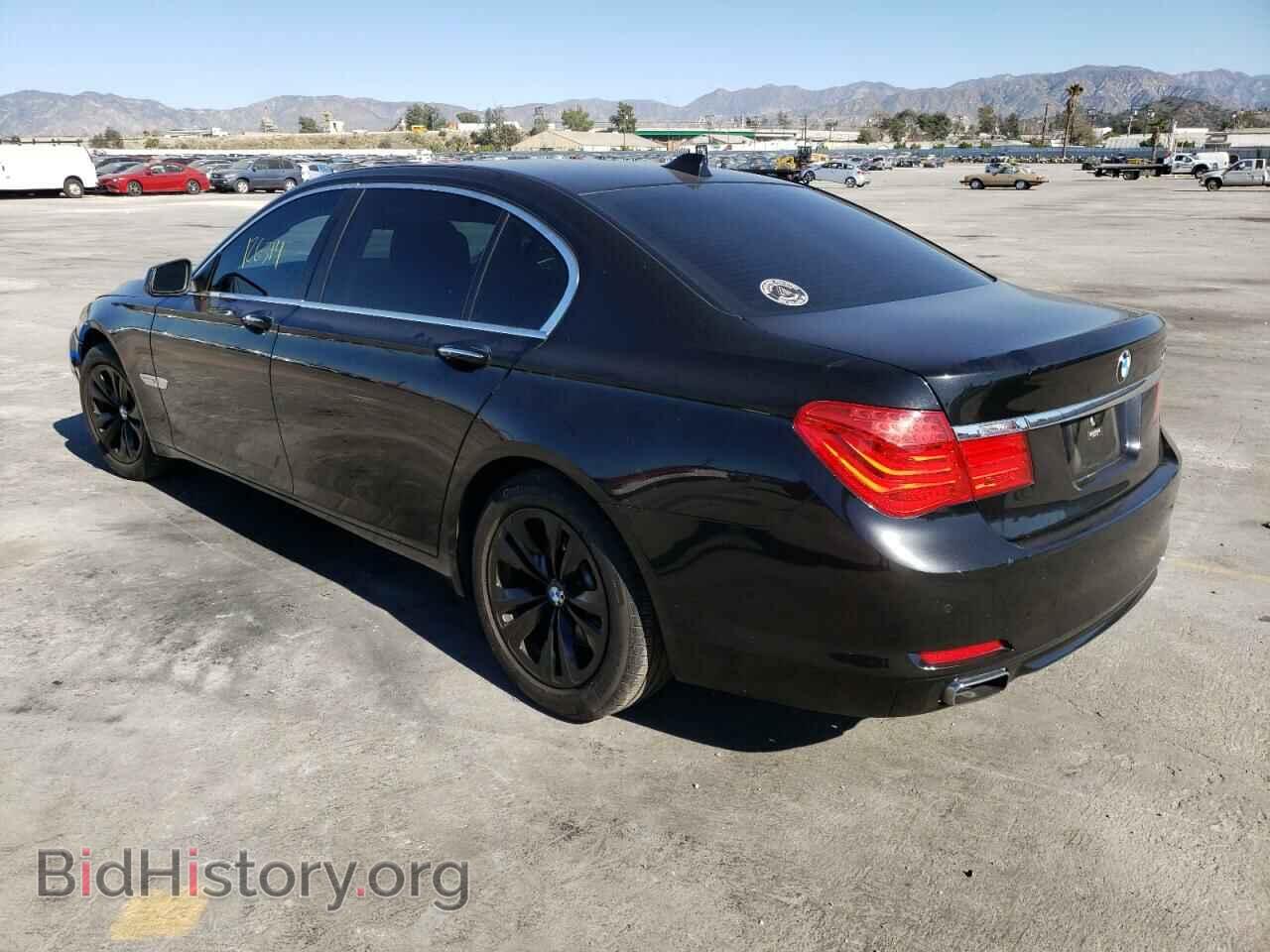 2012 BMW 7 SERIES - VIN: WBAKB4C59CC577000 - Фото 3