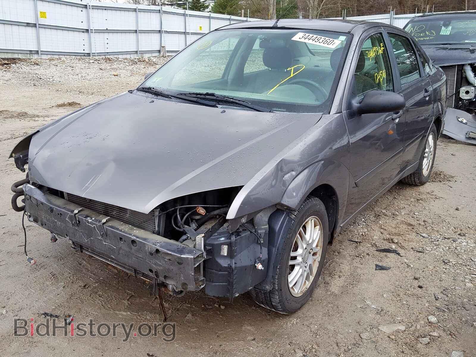 2005 FORD FOCUS - VIN: 1FAFP34NX5W185665 - Фото 2