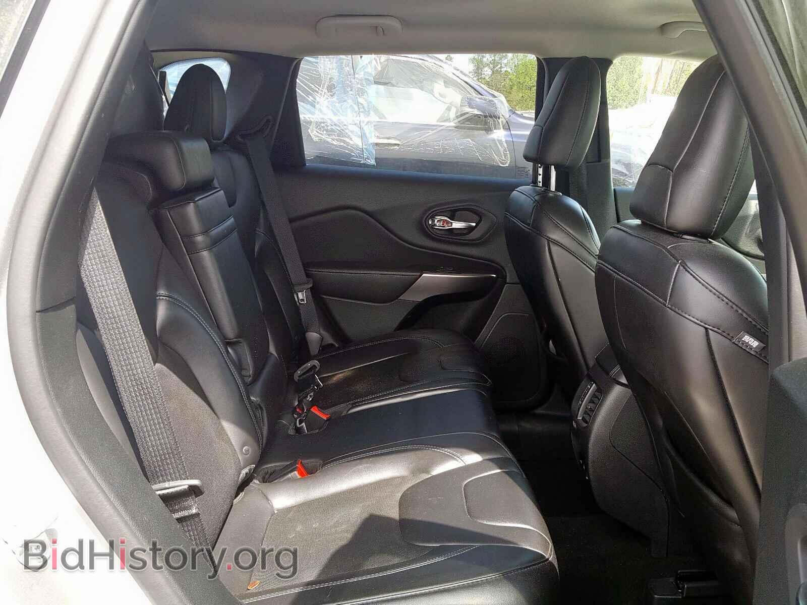2019 JEEP CHEROKEE - VIN: 1C4PJLLB6KD290198 - Фото 6