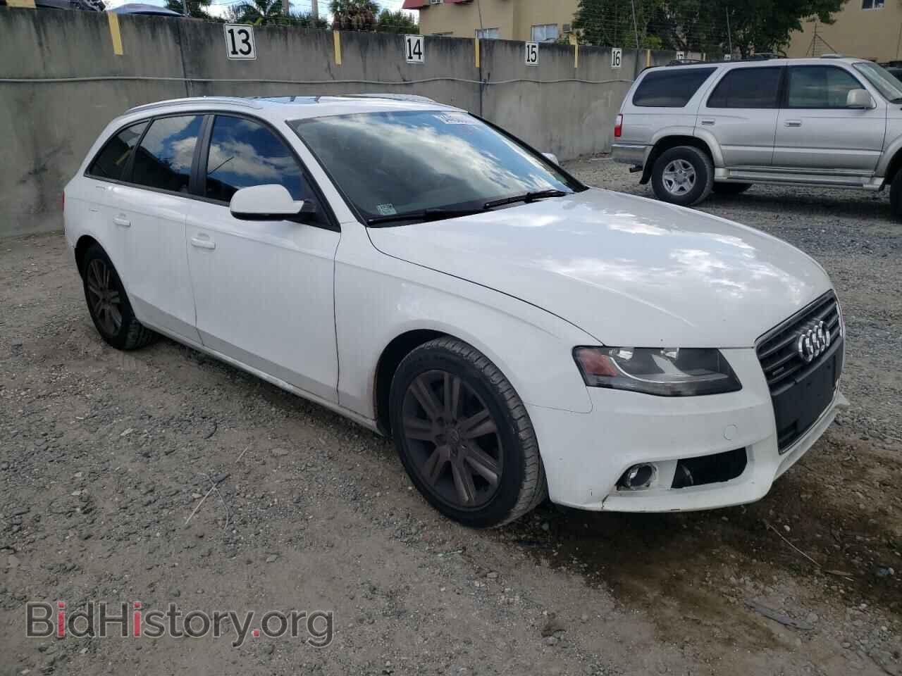 Photo WAUSFAFL3AA035204 - AUDI A4 2010