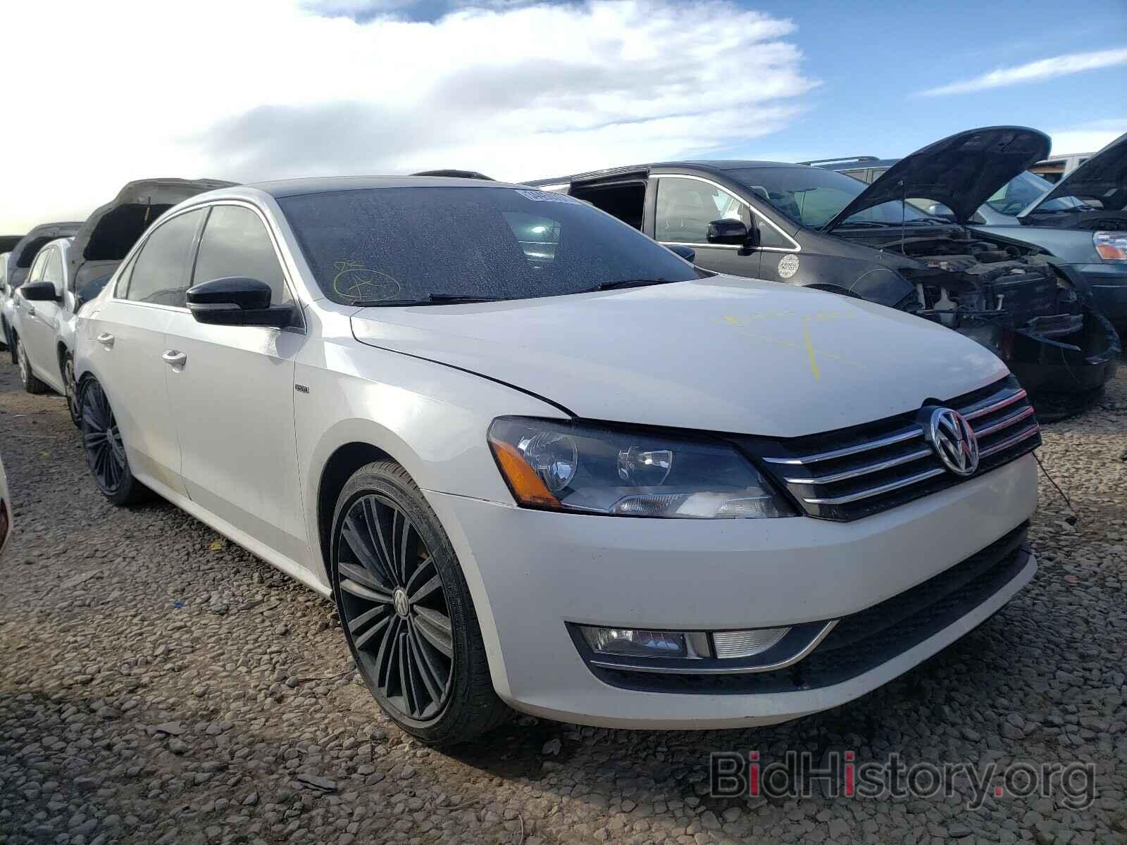 Photo 1VWBS7A31FC060863 - VOLKSWAGEN PASSAT 2015