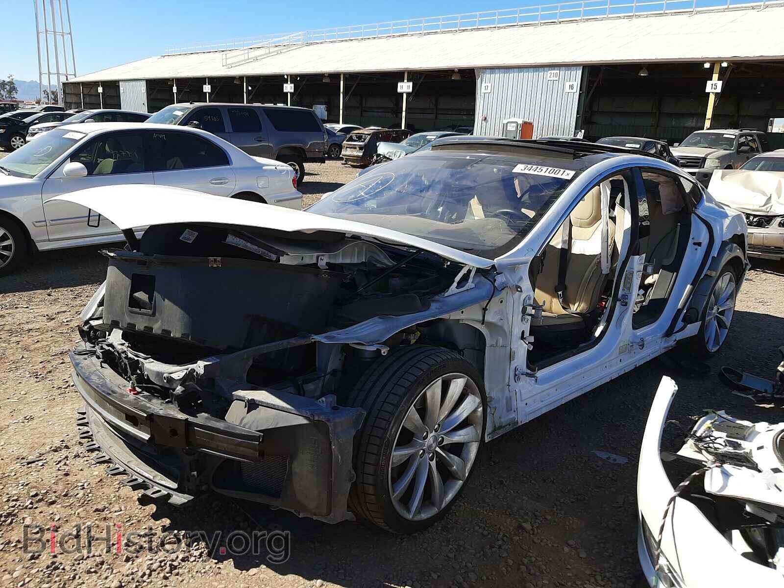 2013 TESLA MODEL S - VIN: 5YJSA1DP5DFP14734 - Photo 2