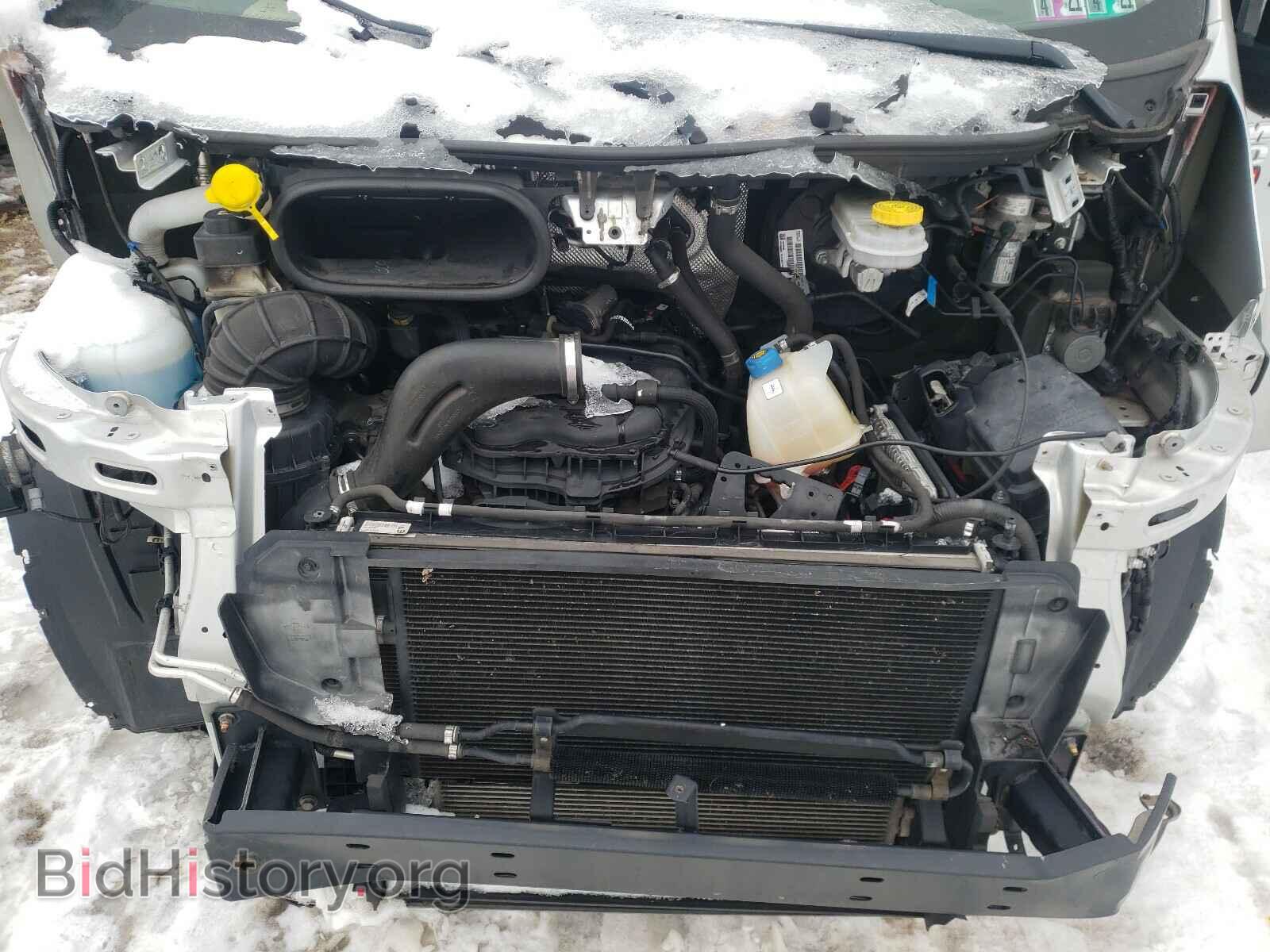 2015 RAM 1500 - VIN: 3C6TRVNG0FE500835 - Фото 7