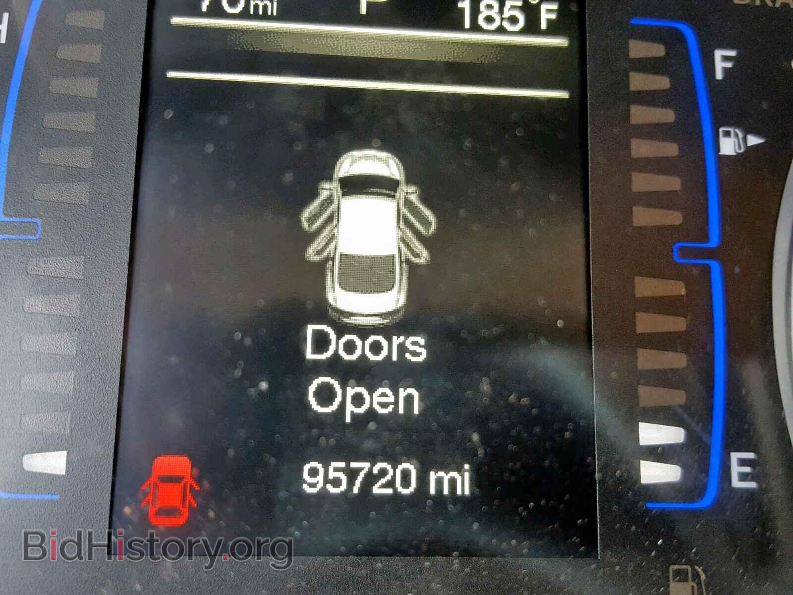 2016 CHRYSLER 200 - VIN: 1C3CCCAB7GN105982 - Фото 8