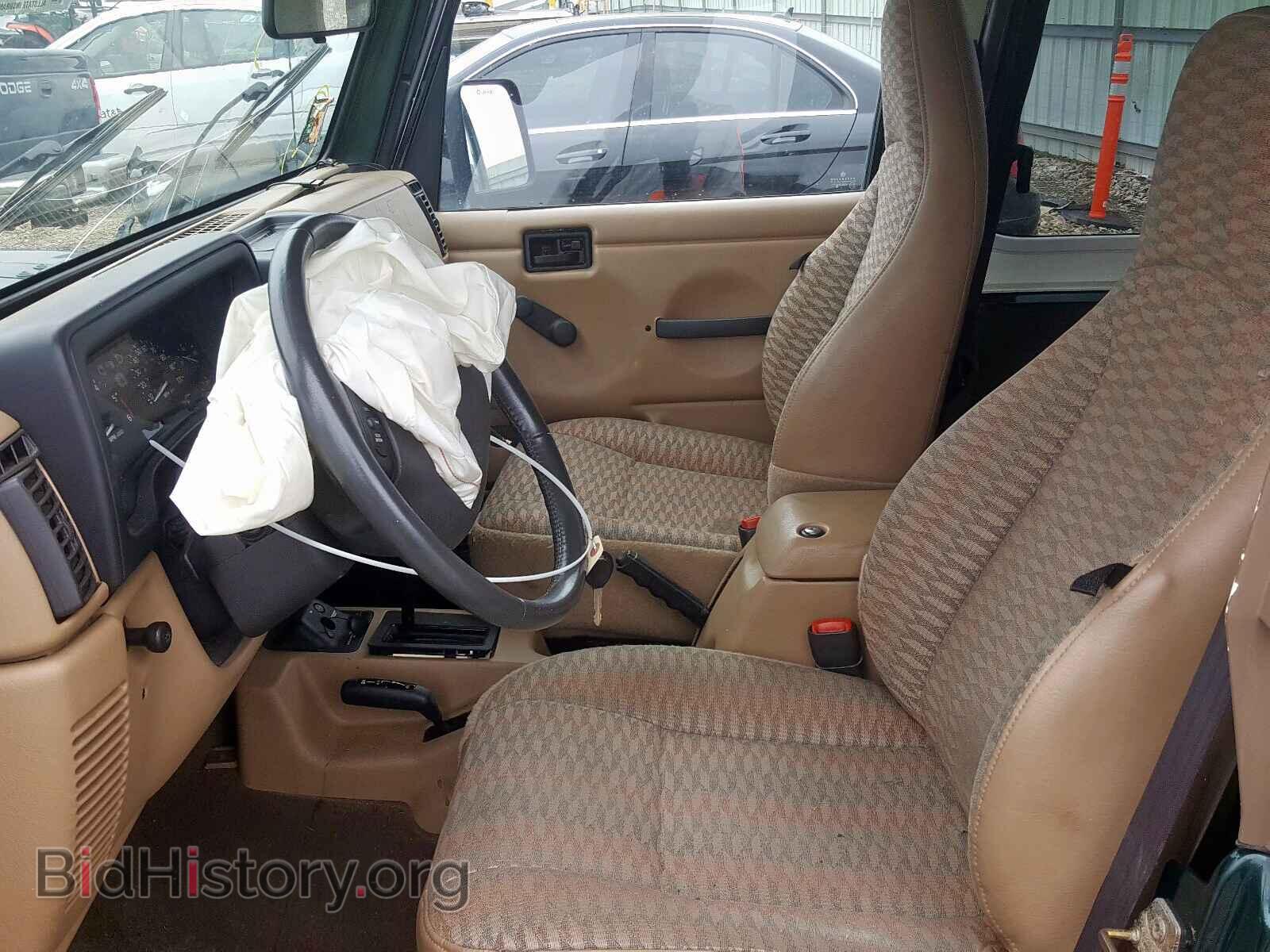 2000 JEEP WRANGLER - VIN: 1J4FA29P3YP786523 - Фото 5