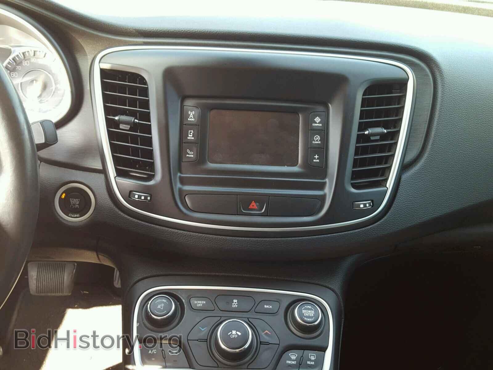2015 CHRYSLER 200 - VIN: 1C3CCCAB0FN666524 - Фото 9