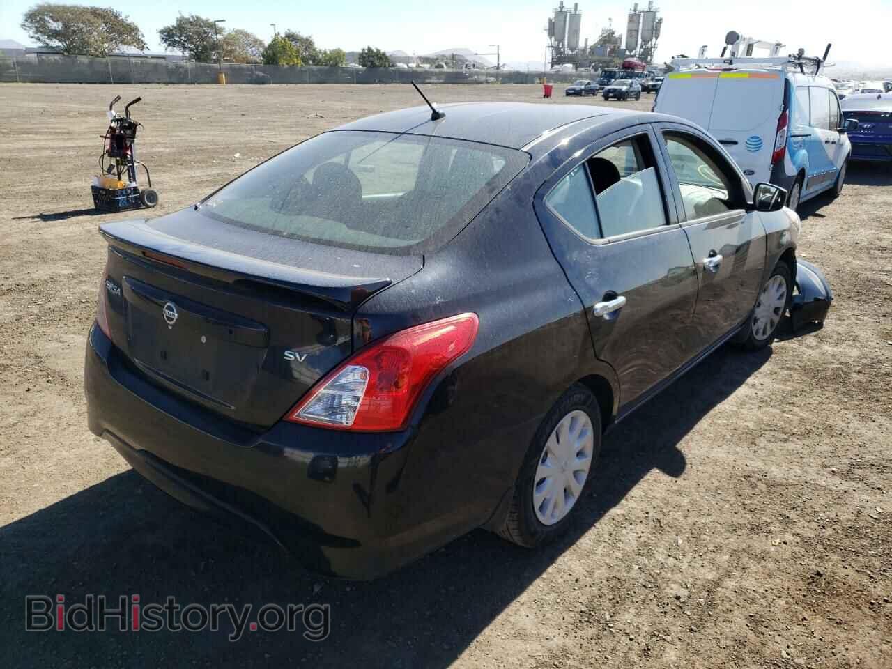 2019 NISSAN VERSA - VIN: 3N1CN7AP3KL811223 - Фото 4