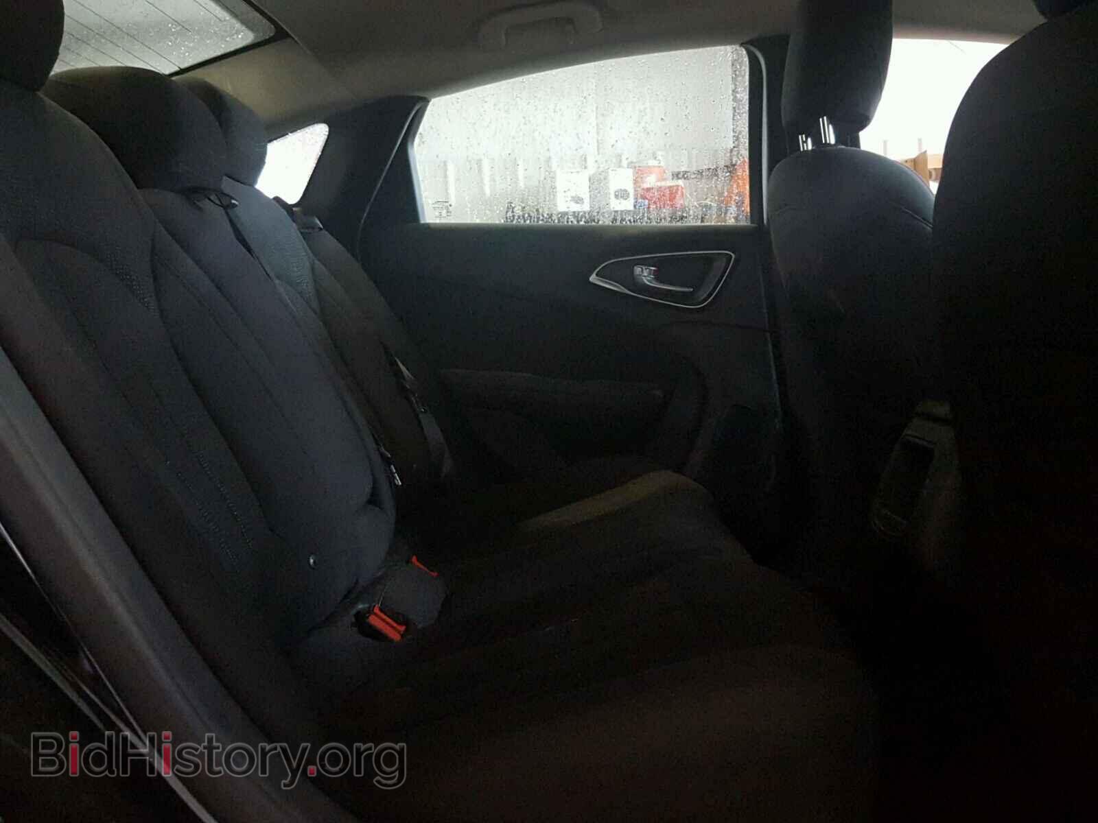 2015 CHRYSLER 200 - VIN: 1C3CCCAB1FN715729 - Photo 6