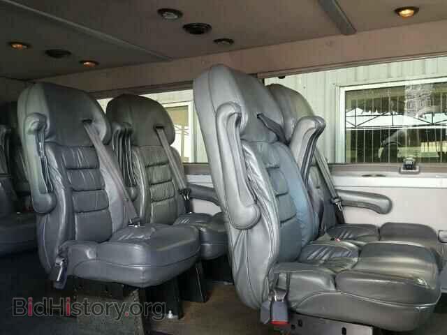 2011 FORD ECONOLINE - VIN: 1FTSS3EL6BDA71299 - Фото 6