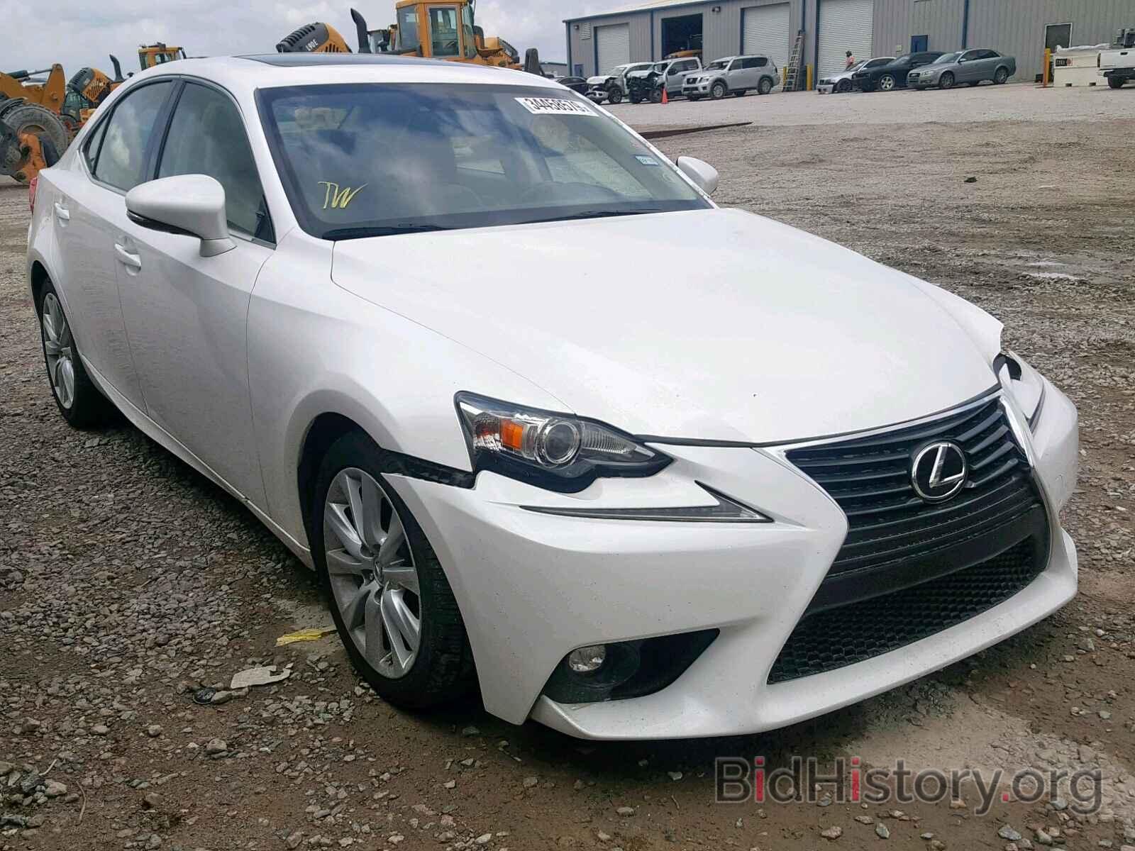 Photo JTHBA1D29G5028849 - LEXUS IS 2016