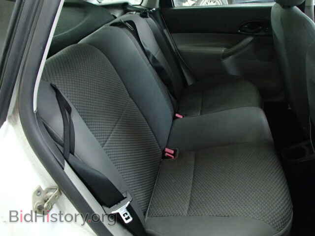2005 FORD FOCUS - VIN: 3FAFP37N85R138553 - Фото 6