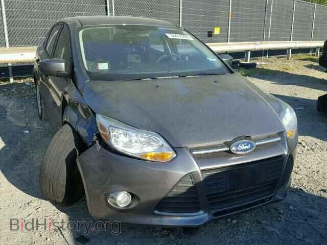 Photo 1FAHP3F22CL353230 - FORD FOCUS 2012