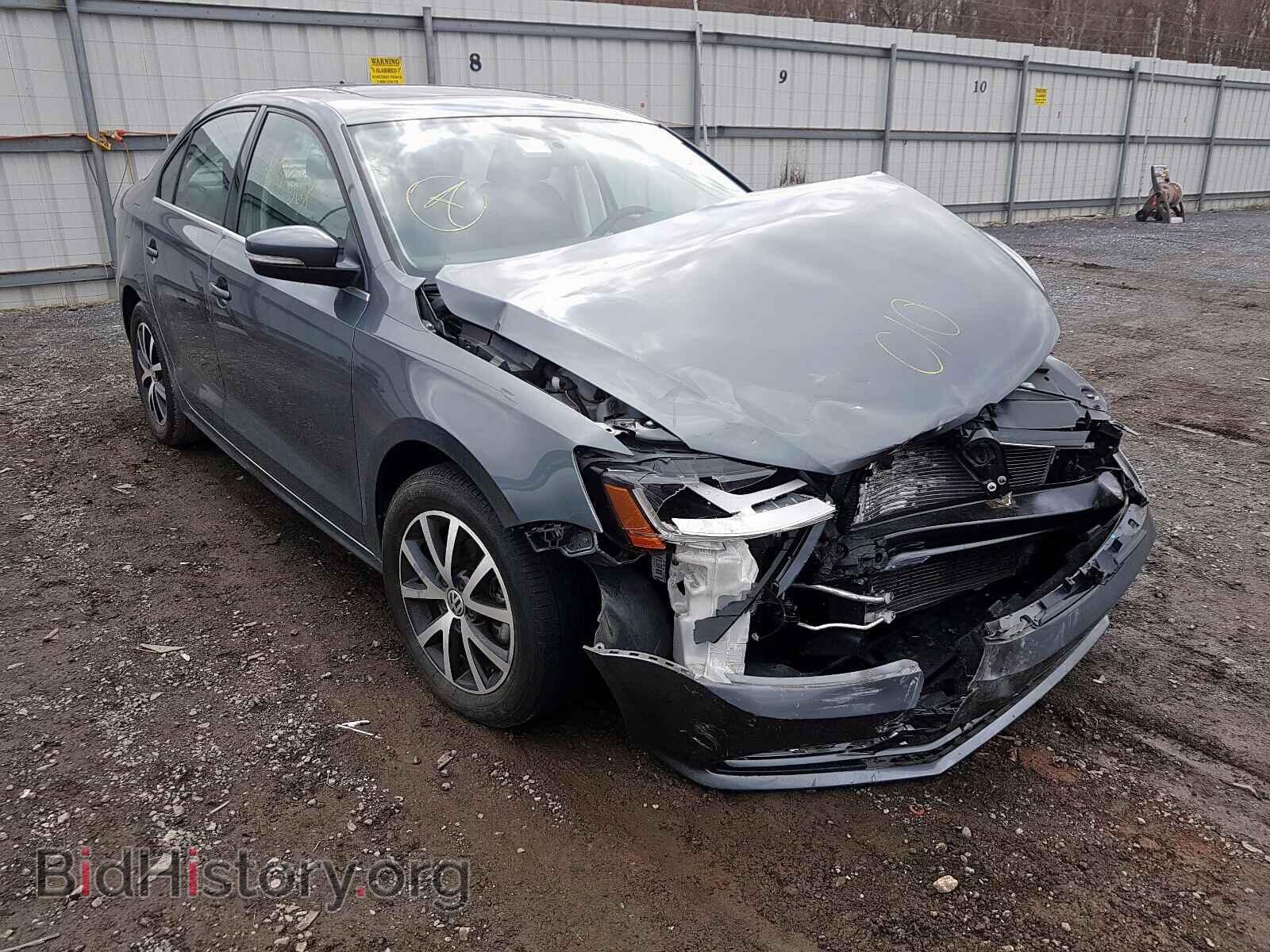 Фотография 3VWDB7AJ2HM394795 - VOLKSWAGEN JETTA 2017