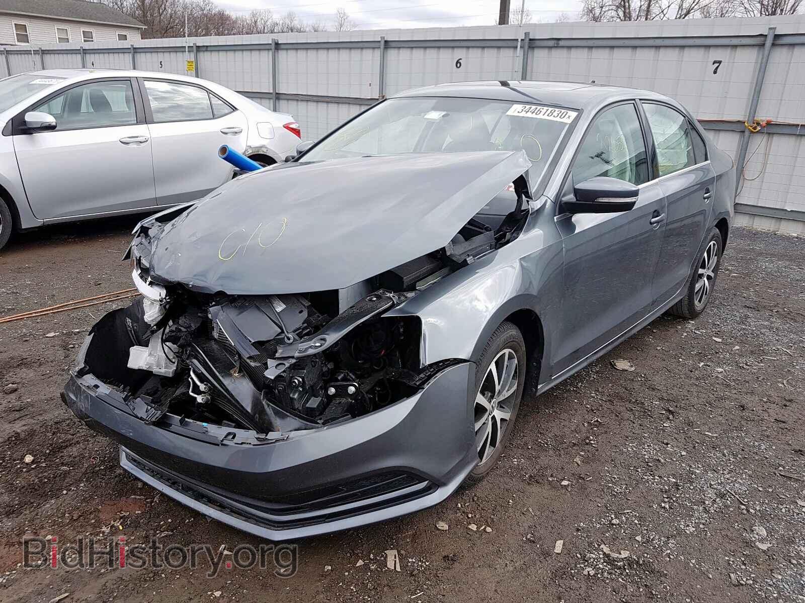2017 VOLKSWAGEN JETTA - VIN: 3VWDB7AJ2HM394795 - Фото 2