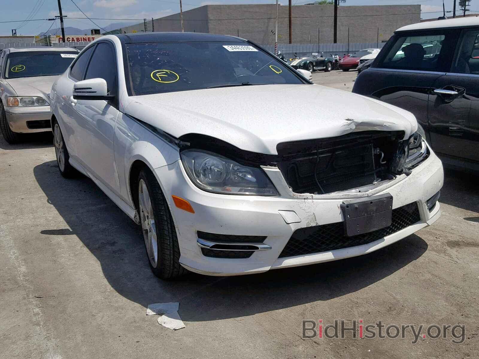 Photo WDDGJ4HB9DF998876 - MERCEDES-BENZ C 250 2013