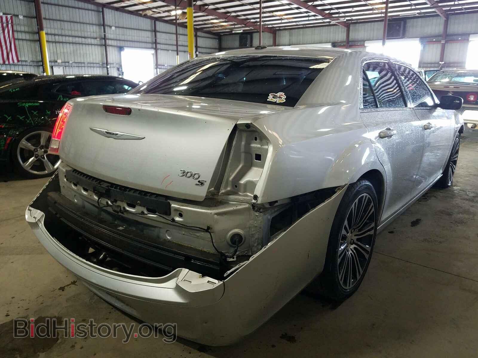 2012 CHRYSLER 300 - VIN: 2C3CCABG6CH140353 - Фото 4