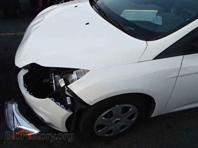 2012 FORD FOCUS - VIN: 1FAHP3E21CL330393 - Фото 9