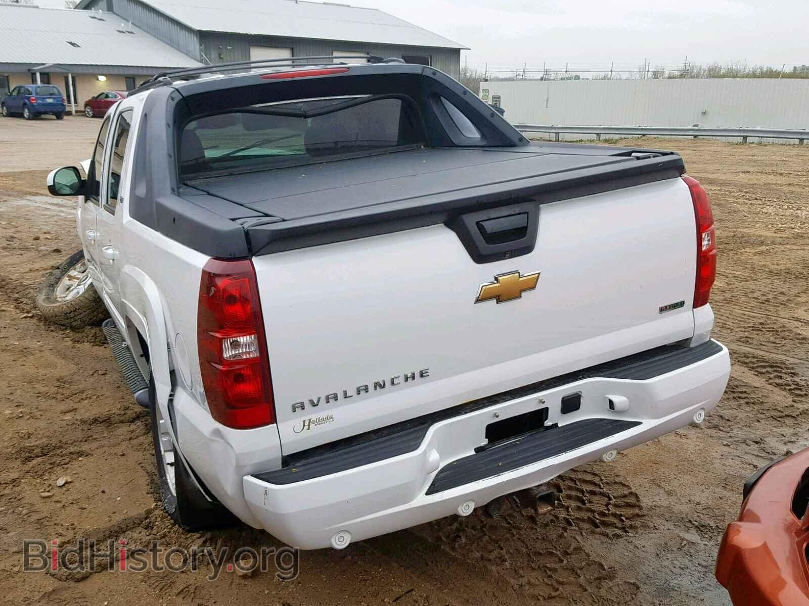2011 CHEVROLET AVALANCHE - VIN: 3GNTKFE39BG150160 - Фото 3