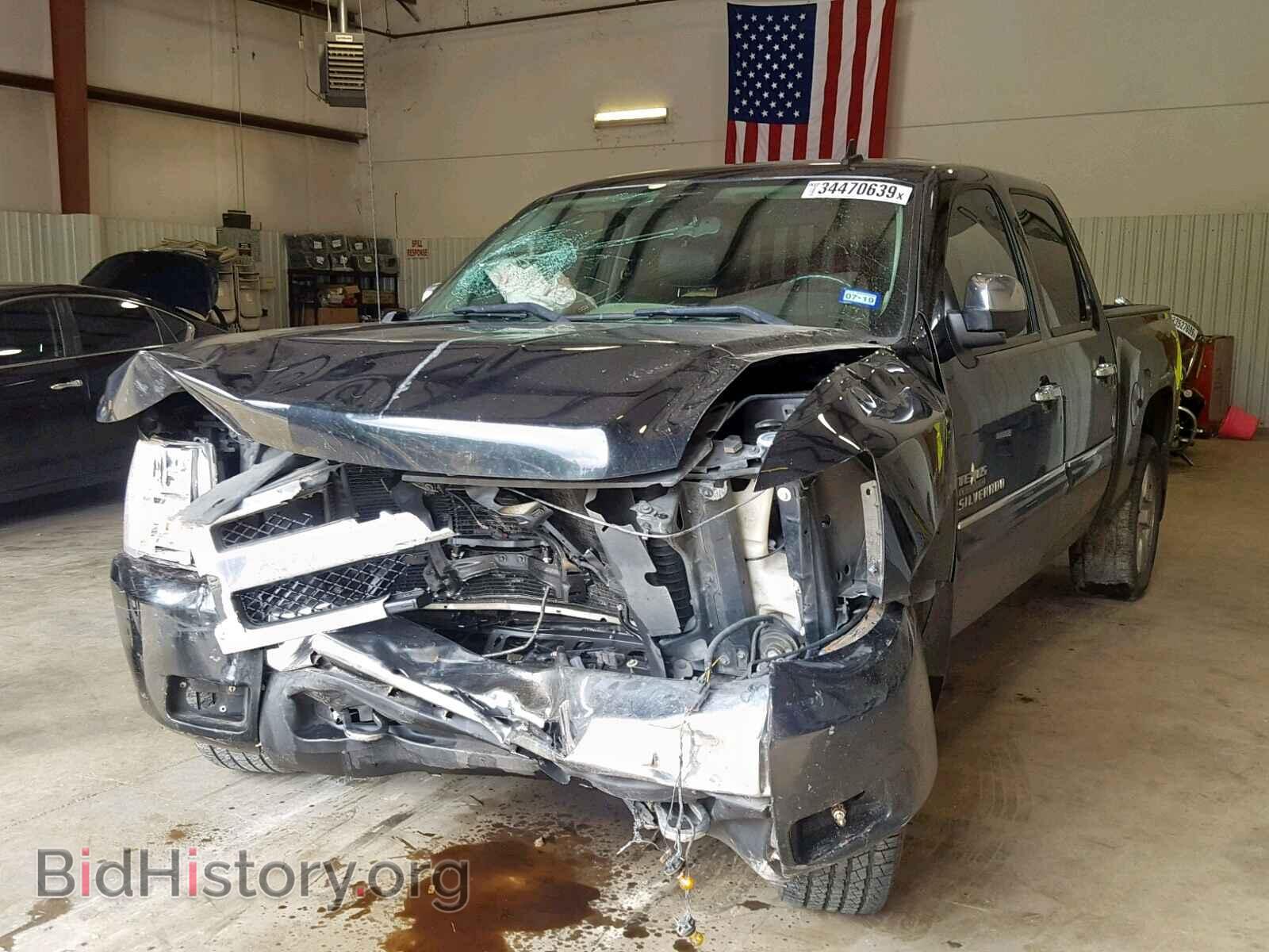 2011 CHEVROLET SILVERADO - VIN: 3GCPCSE0XBG215913 - Фото 2