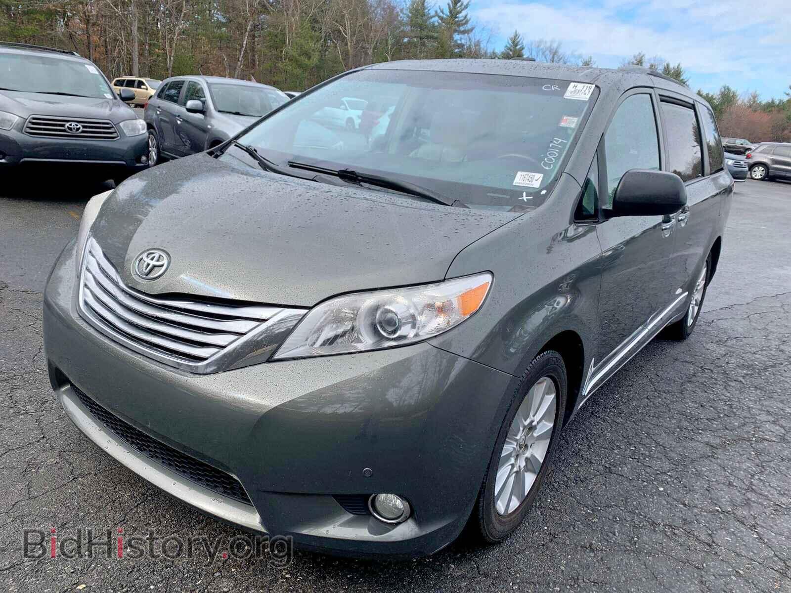 Фотография 5TDDK3DC4BS018017 - TOYOTA SIENNA 2011