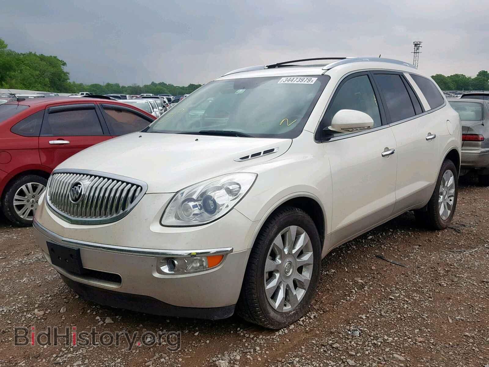 2011 BUICK ENCLAVE CX - VIN: 5GAKRCEDXBJ320758 - Фото 2