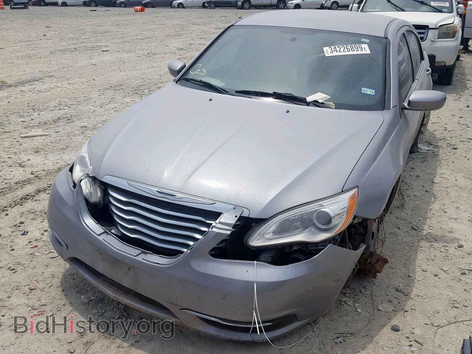 2014 CHRYSLER 200 - VIN: 1C3CCBAB4EN210731 - Photo 2
