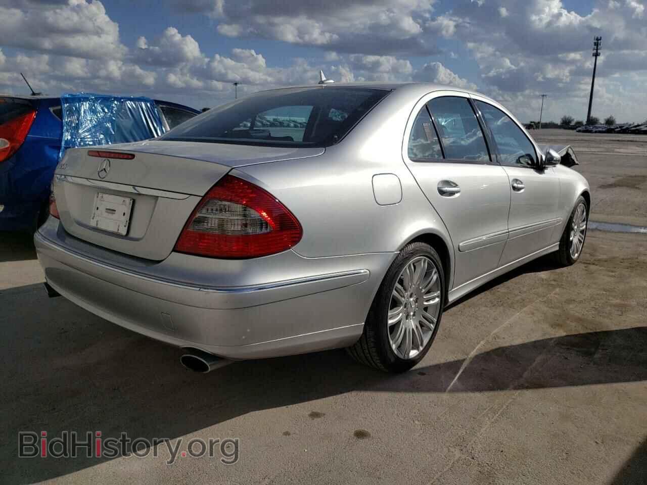 2007 MERCEDES-BENZ E-CLASS - VIN: WDBUF72XX7B015914 - Фото 4
