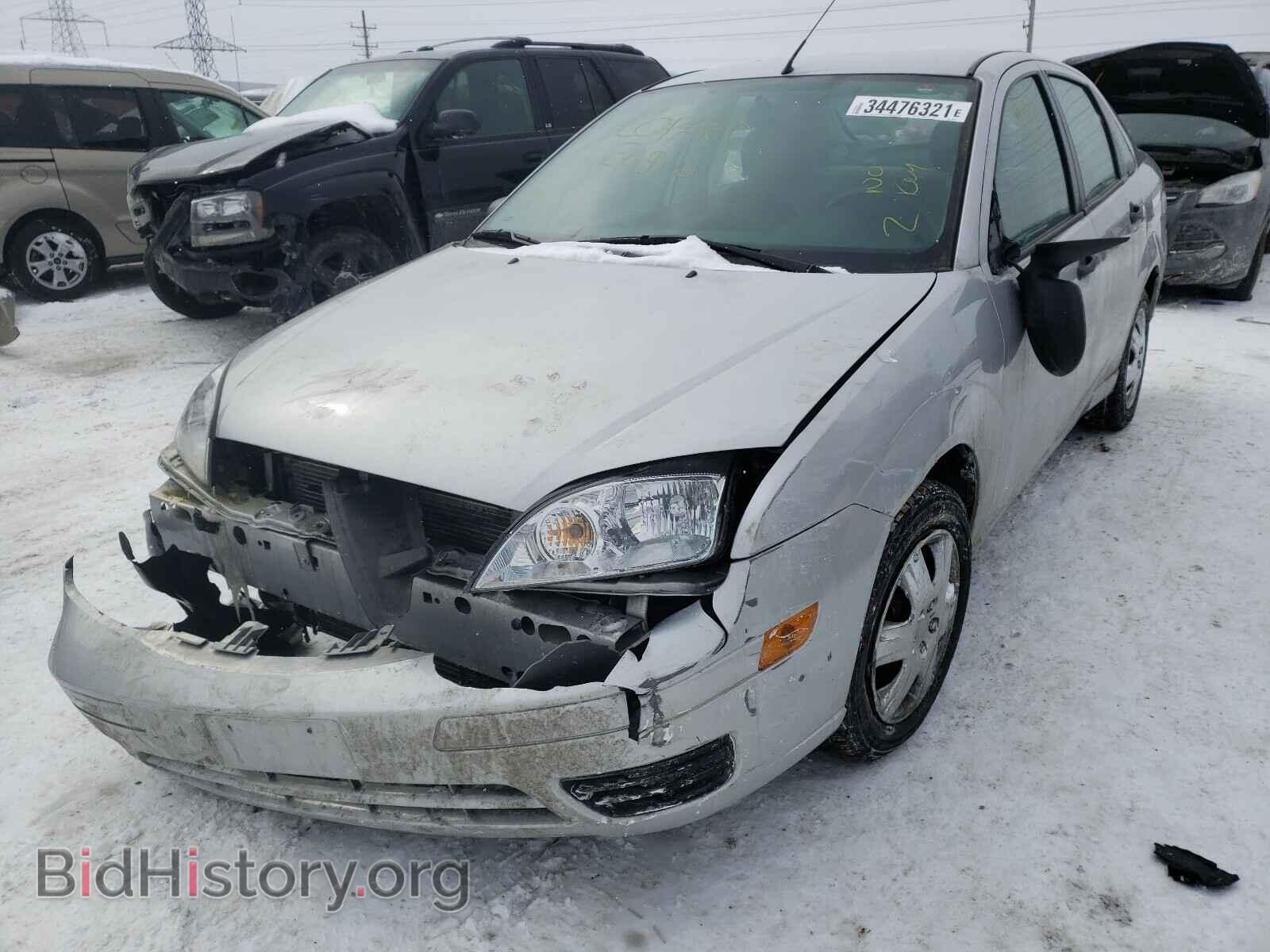 2006 FORD FOCUS - VIN: 1FAFP34N96W135812 - Фото 2