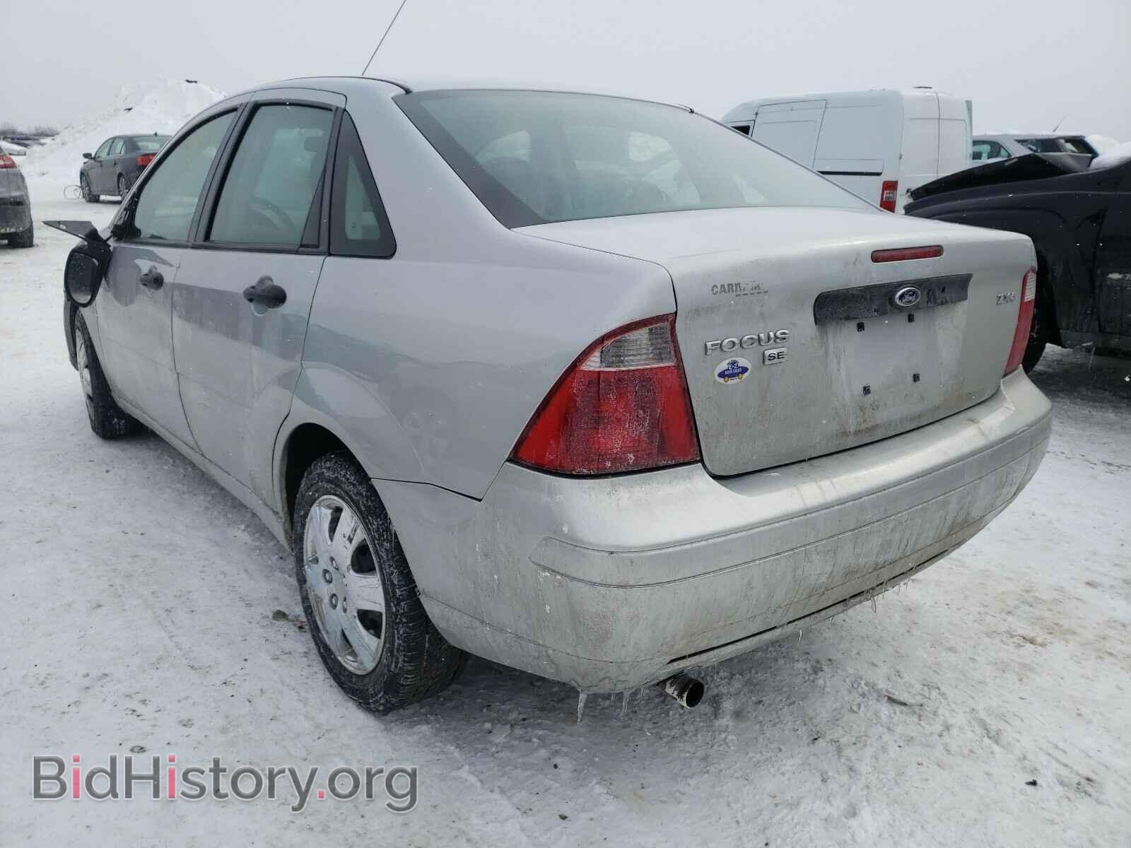 2006 FORD FOCUS - VIN: 1FAFP34N96W135812 - Фото 3