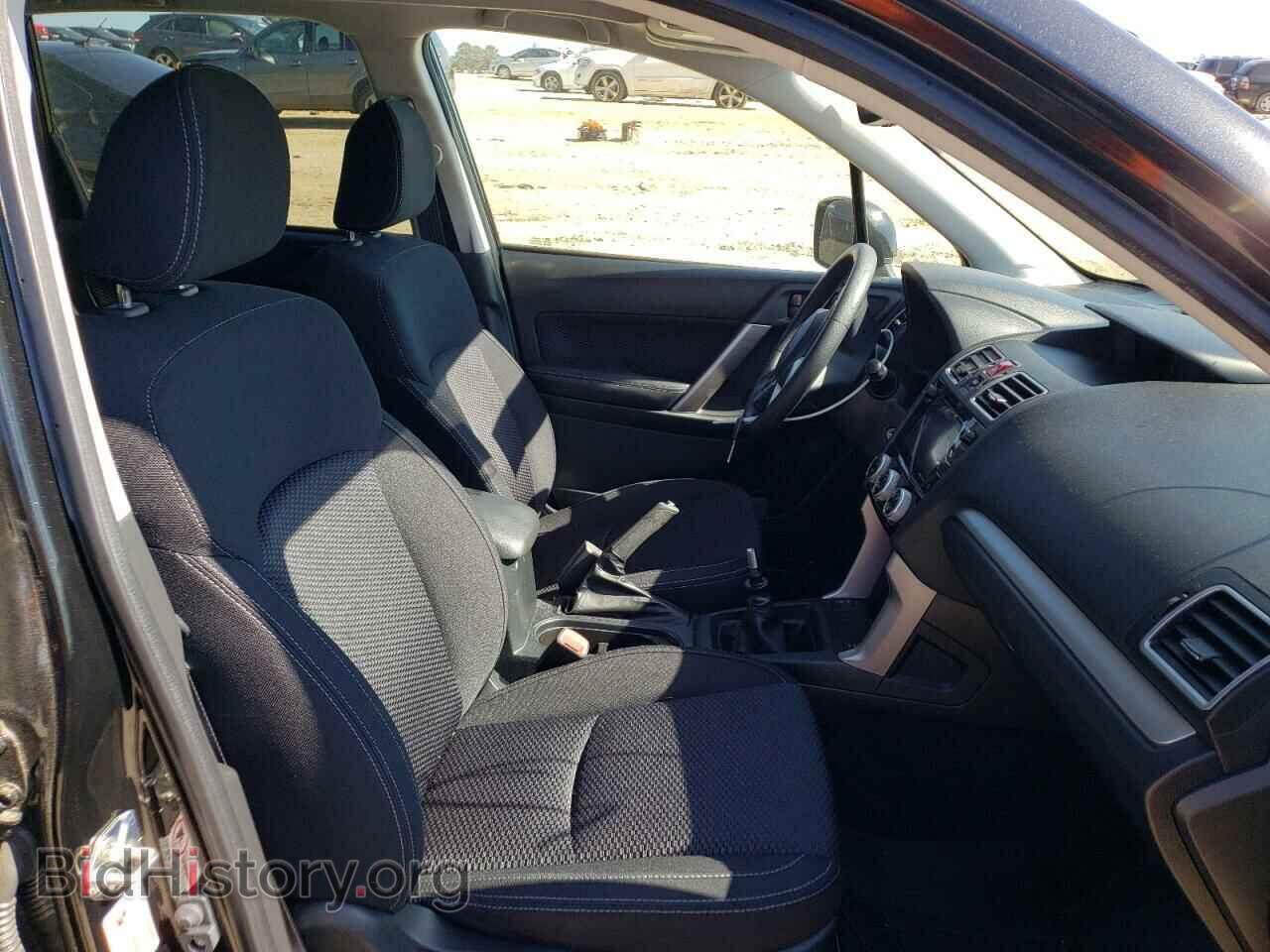 2017 SUBARU FORESTER - VIN: JF2SJAECXHG552804 - Фото 5