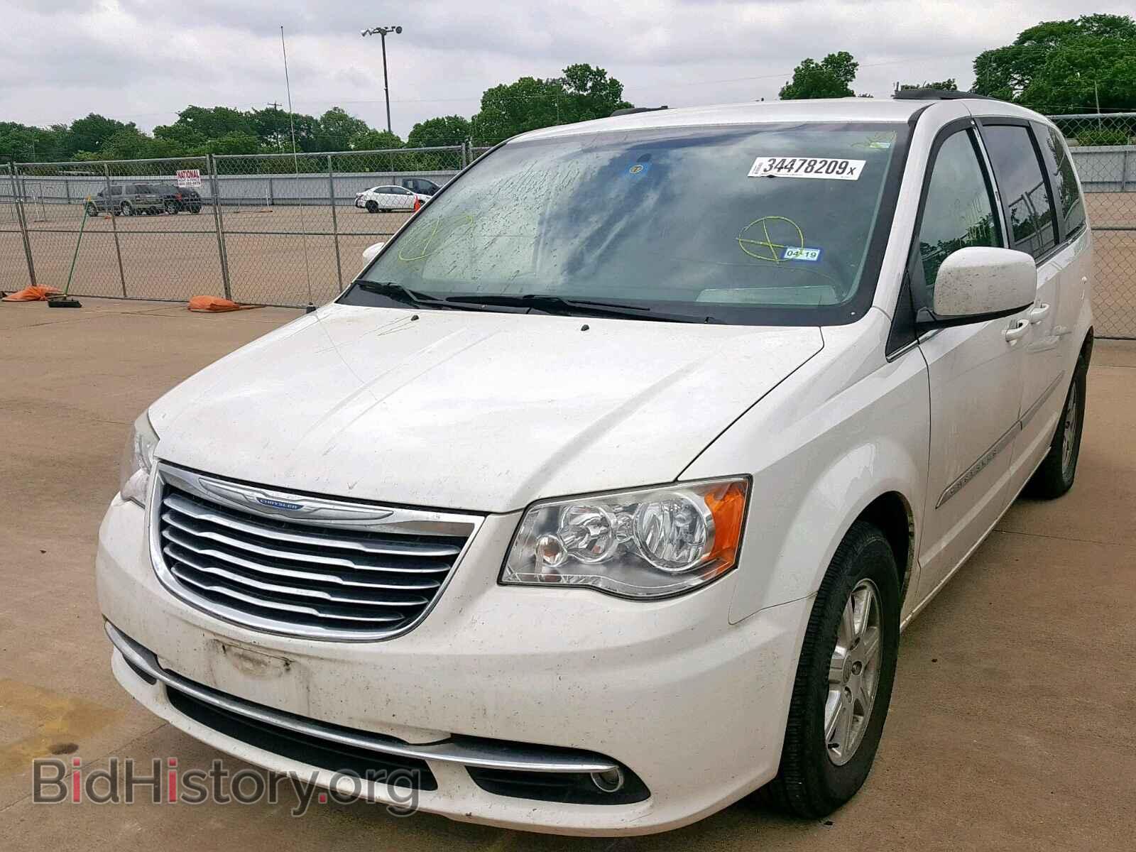 2013 CHRYSLER TOWN & COU - VIN: 2C4RC1BG2DR518721 - Фото 2