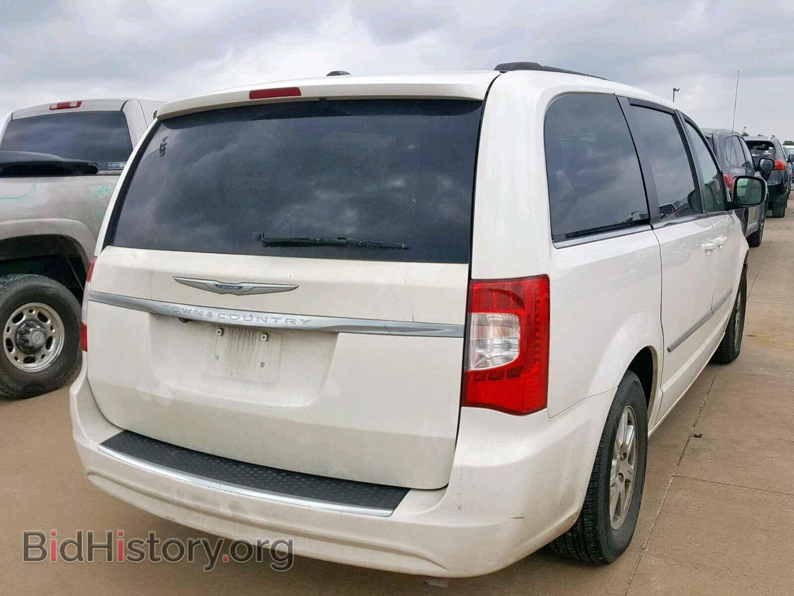 2013 CHRYSLER TOWN & COU - VIN: 2C4RC1BG2DR518721 - Фото 4