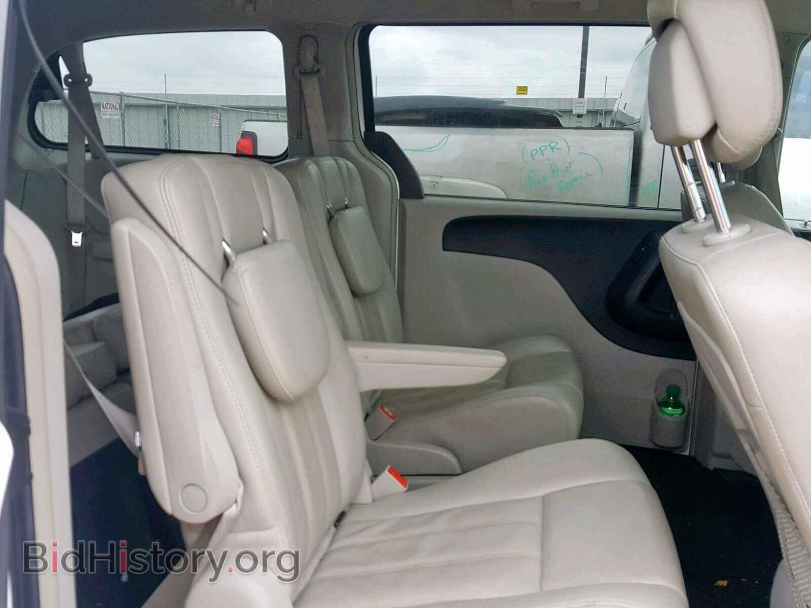 2013 CHRYSLER TOWN & COU - VIN: 2C4RC1BG2DR518721 - Фото 6