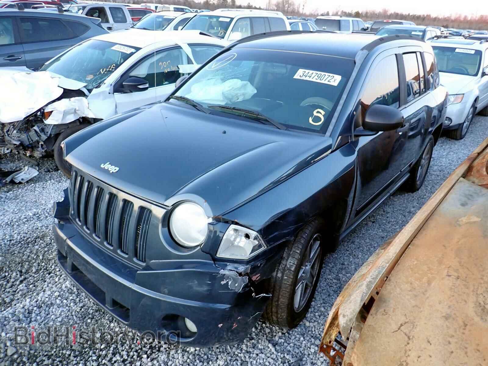 2008 JEEP COMPASS - VIN: 1J8FT47018D722105 - Фото 2