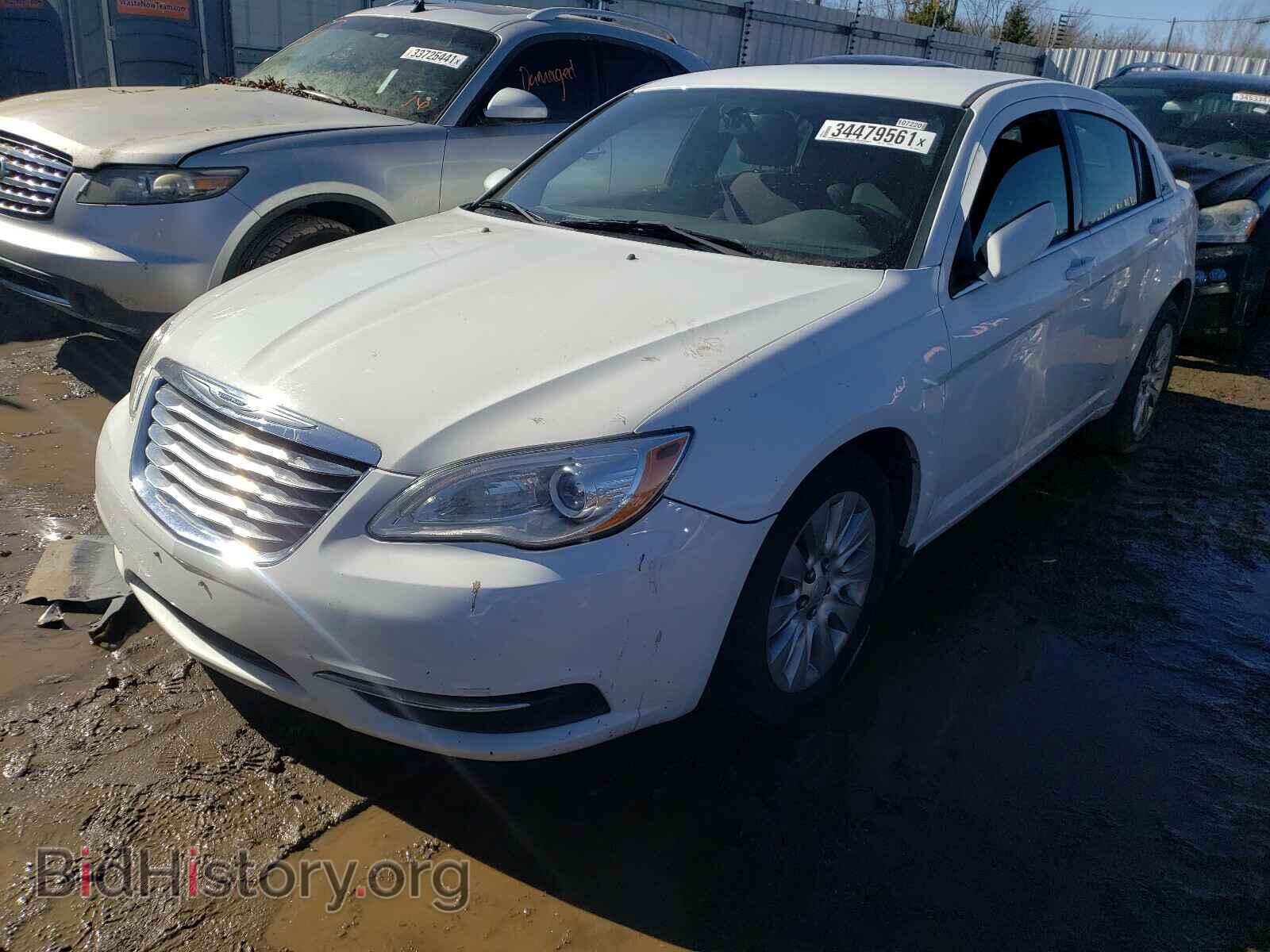 2013 CHRYSLER 200 - VIN: 1C3CCBAG7DN743084 - Фото 2