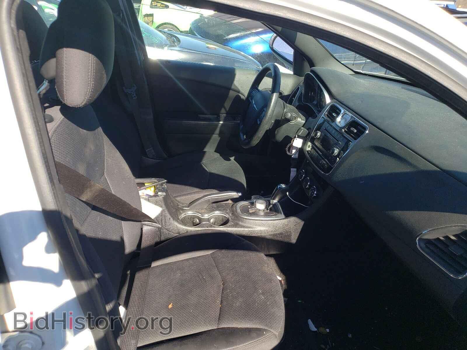 2013 CHRYSLER 200 - VIN: 1C3CCBAG7DN743084 - Фото 5