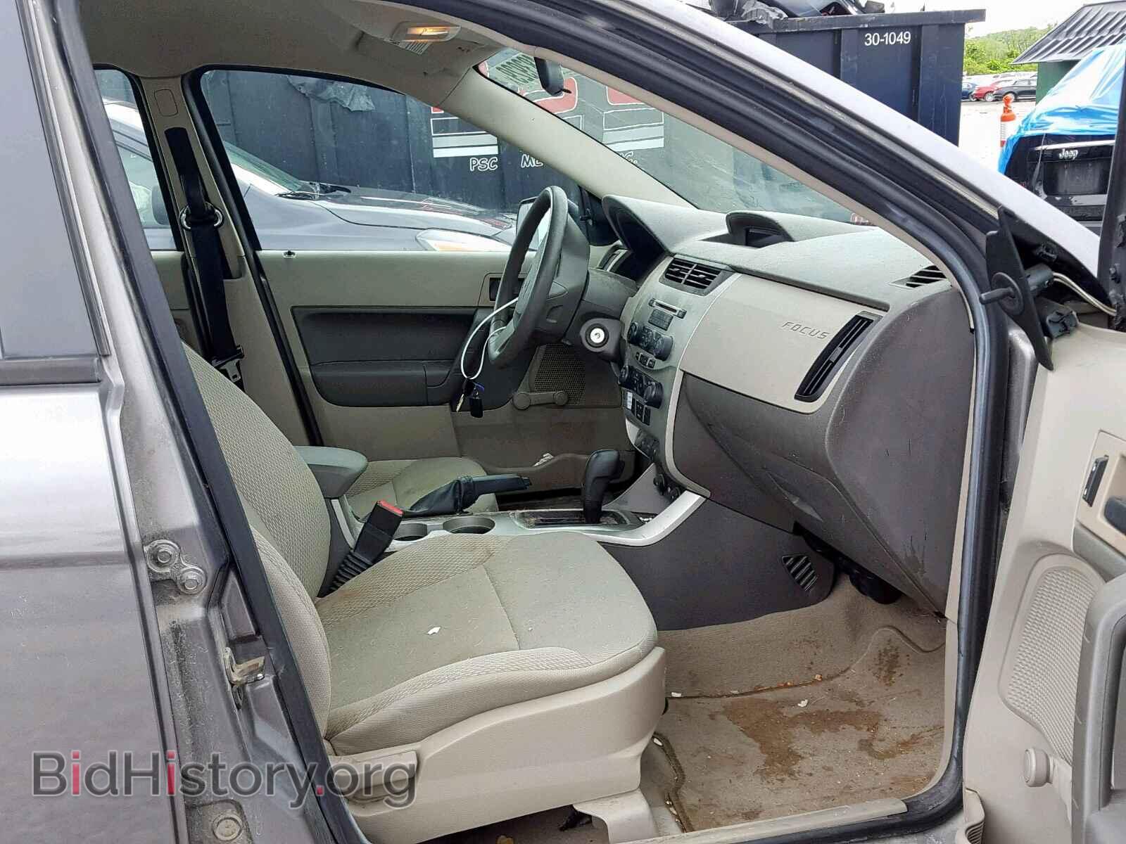 2011 FORD FOCUS - VIN: 1FAHP3EN2BW117489 - Photo 5