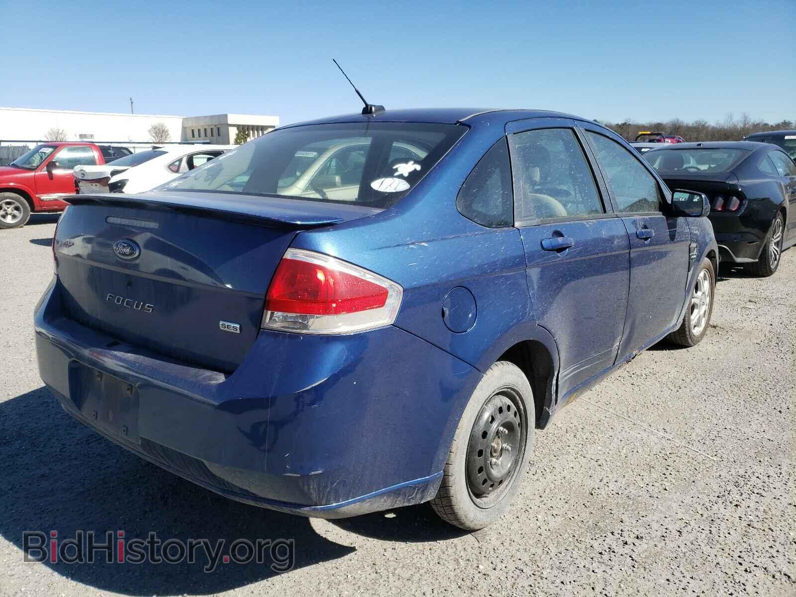 2008 FORD FOCUS - VIN: 1FAHP35NX8W282957 - Фото 4