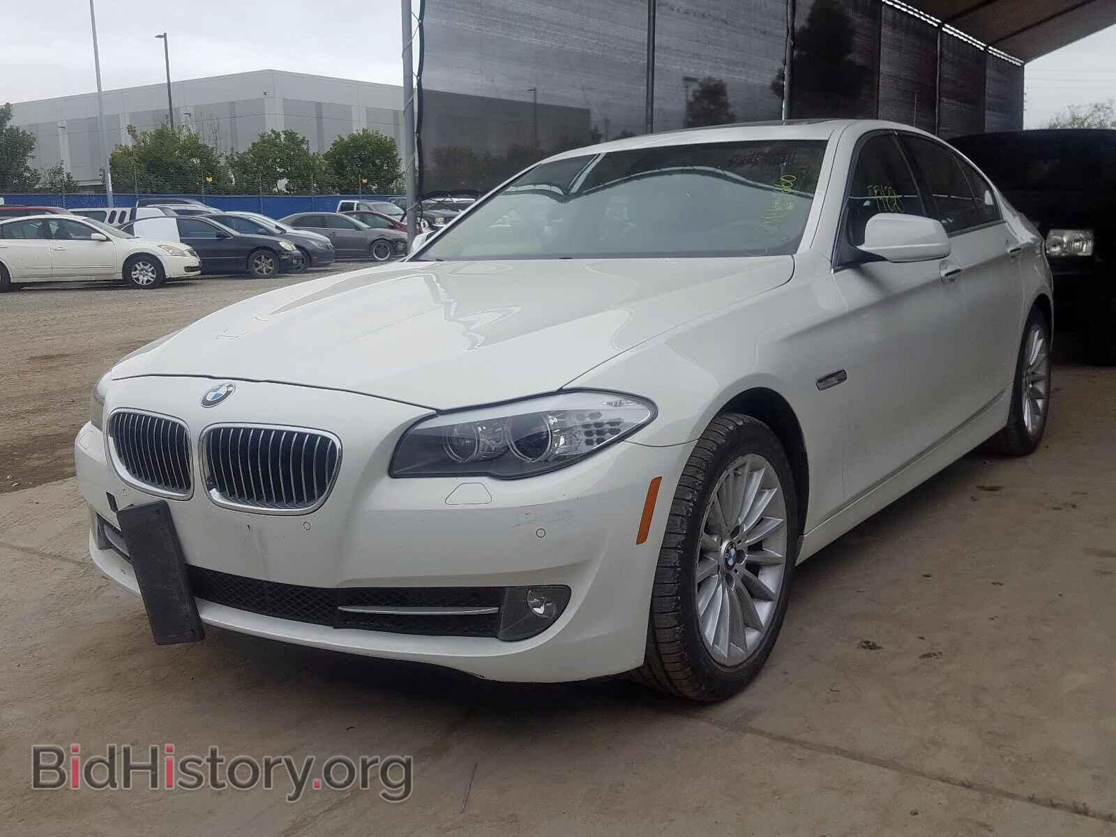 2011 BMW 5 SERIES - VIN: WBAFR7C51BC807190 - Фото 2