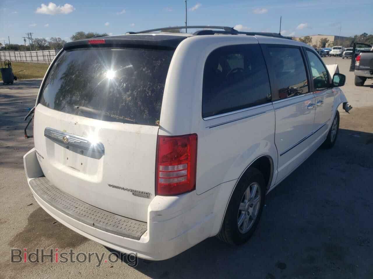 2010 CHRYSLER MINIVAN - VIN: 2A4RR5D18AR192783 - Фото 4