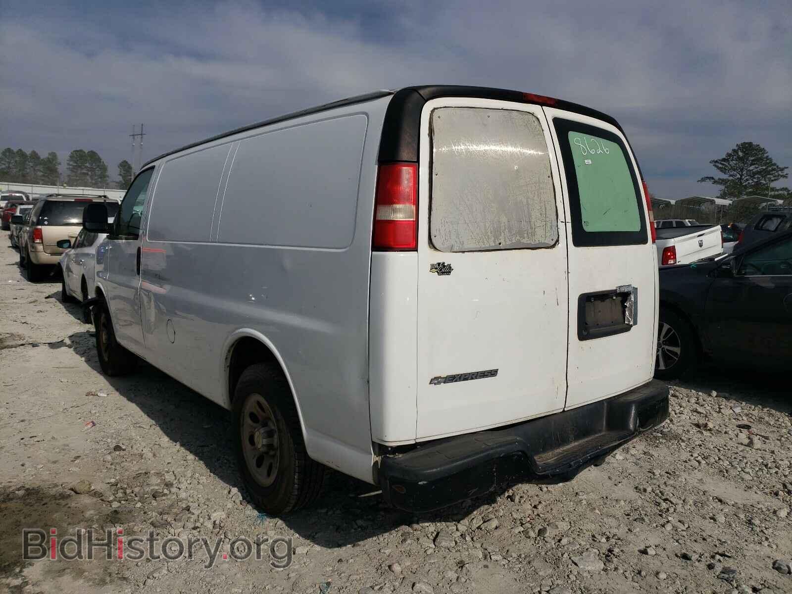 2009 CHEVROLET EXPRESS - VIN: 1GCFG15X391128628 - Фото 3