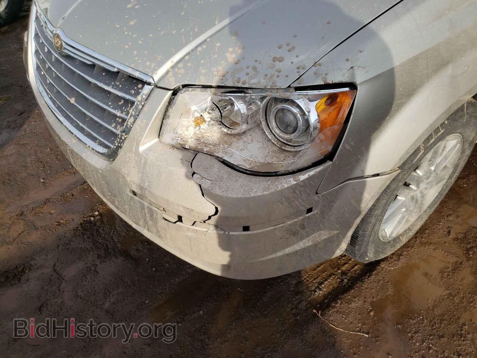 2008 CHRYSLER MINIVAN - VIN: 2A8HR64X58R628925 - Фото 9