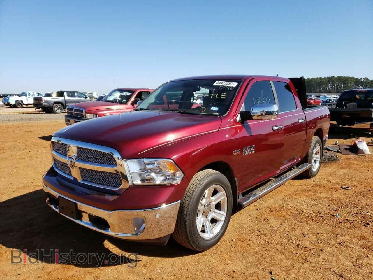 2018 RAM 1500 - VIN: 1C6RR6LTXJS100996 - Фото 2
