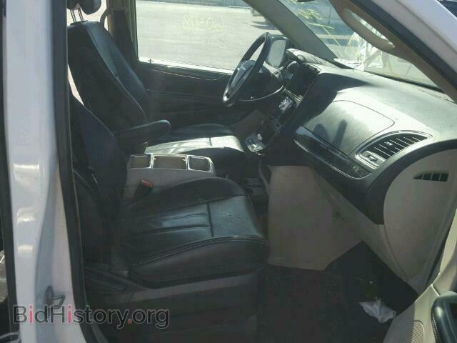 2014 CHRYSLER TOWN & COU - VIN: 2C4RC1BG4ER443067 - Фото 5