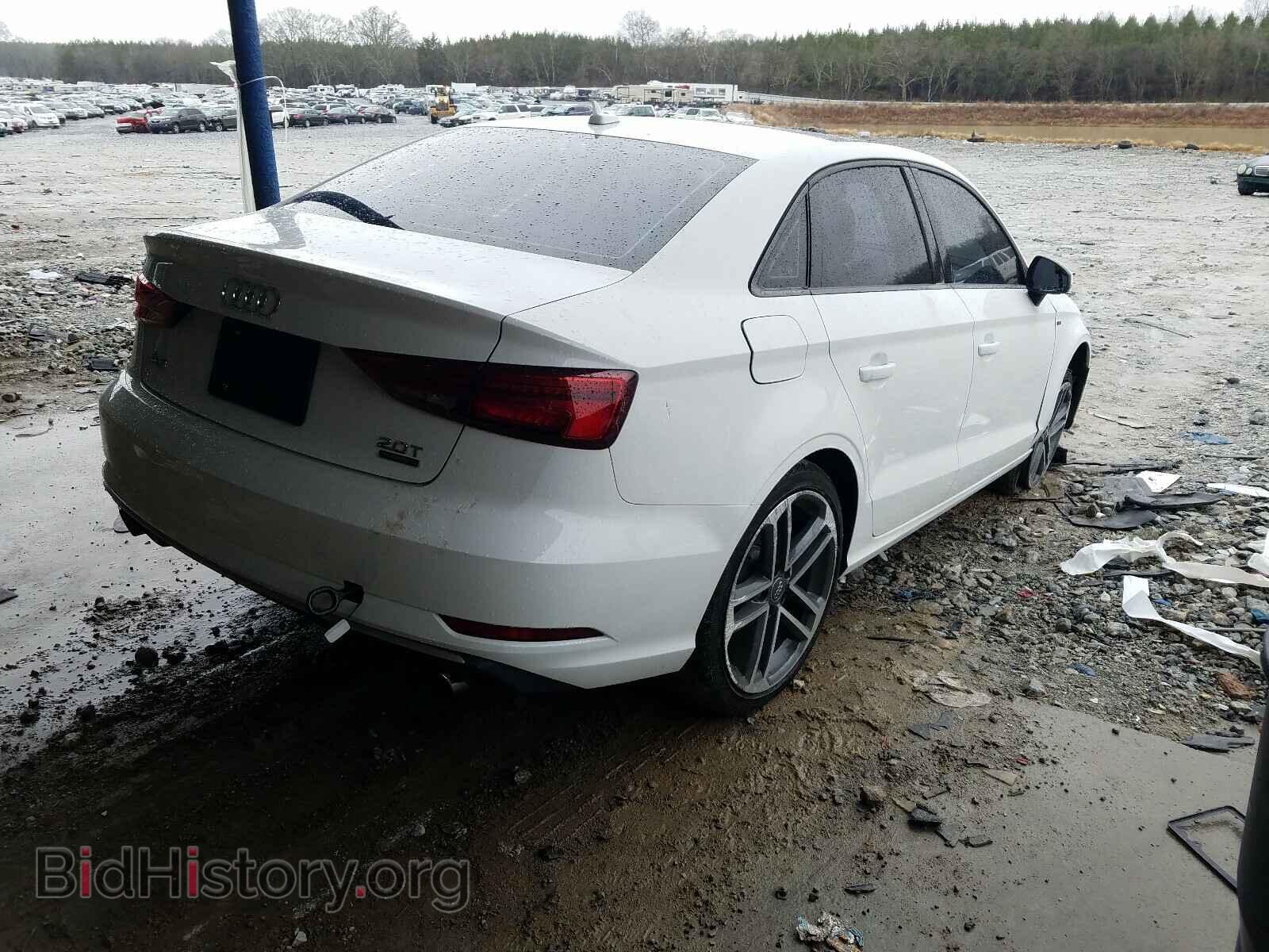 2018 AUDI A3 - VIN: WAUB8GFF7J1003704 - Фото 4