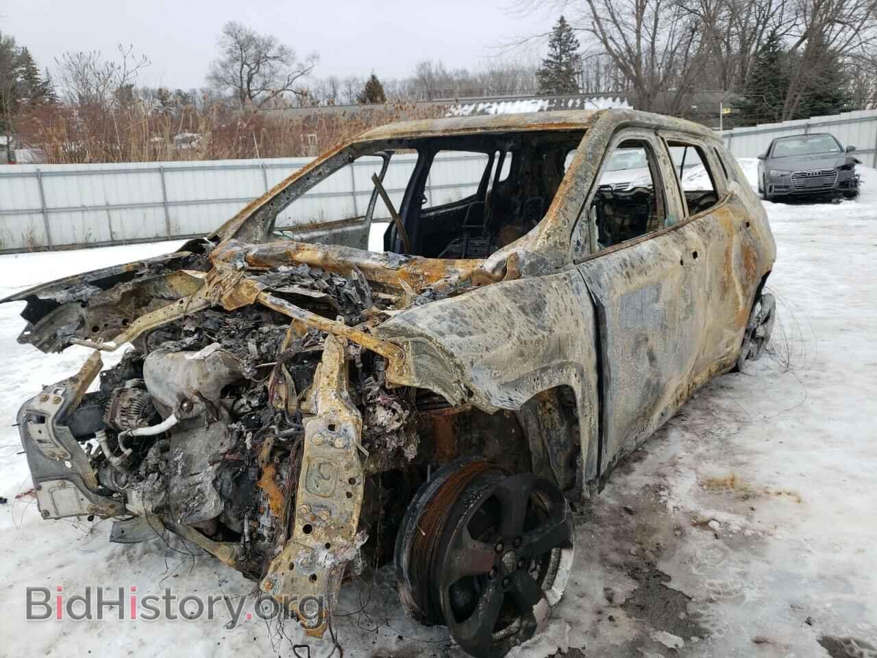 2018 JEEP COMPASS - VIN: 3C4NJDBB0JT201863 - Фото 2