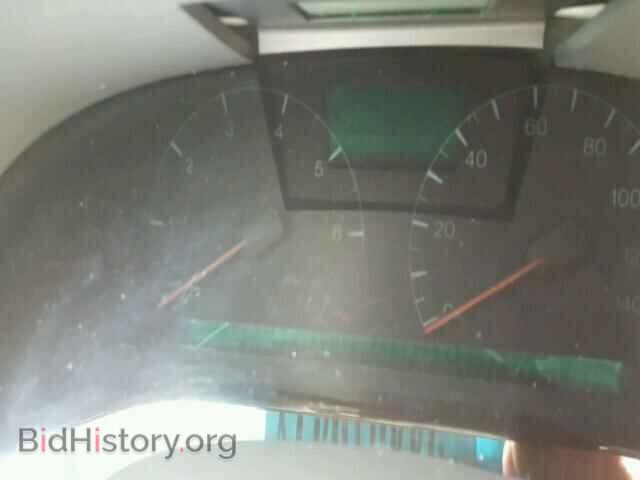 2000 CADILLAC DEVILLE - VIN: 1G6KF5790YU315428 - Photo 8