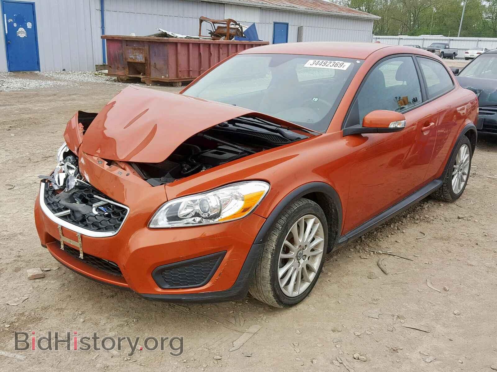 2012 VOLVO C30 - VIN: YV1672MK9C2274877 - Фото 2