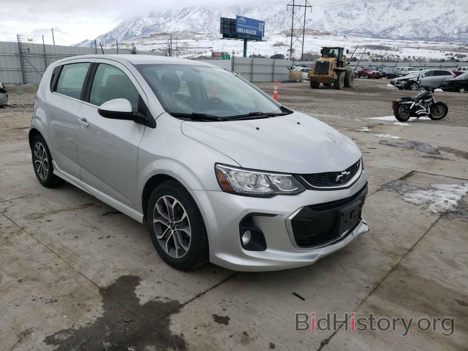 Photo 1G1JD6SH9J4108571 - CHEVROLET SONIC 2018